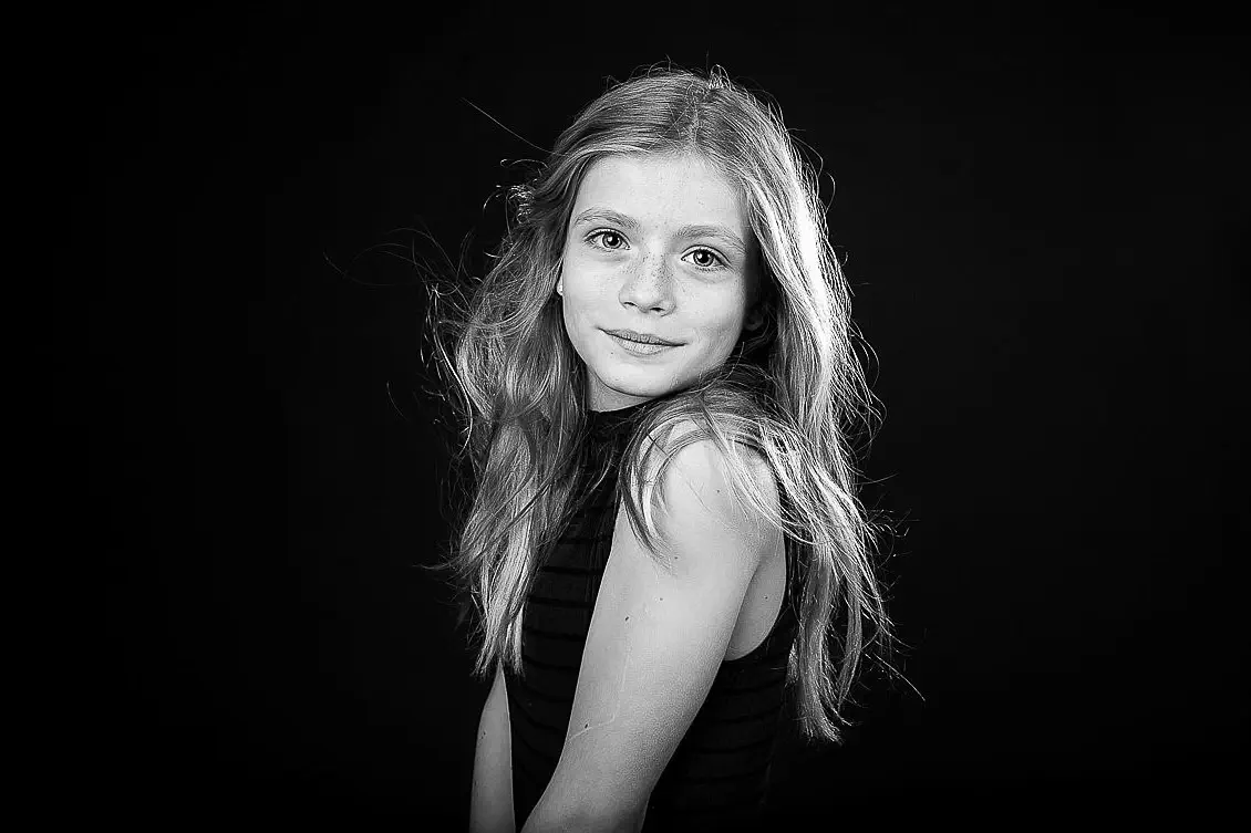 portrait-famille-enfant-noir-blanc-agnes-colombo-photographe-paris-2