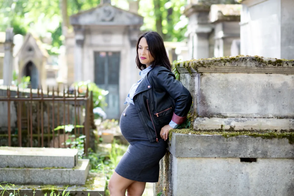 photo-grossesse-cimetiere-pere-lachaise-agnescolombo-14