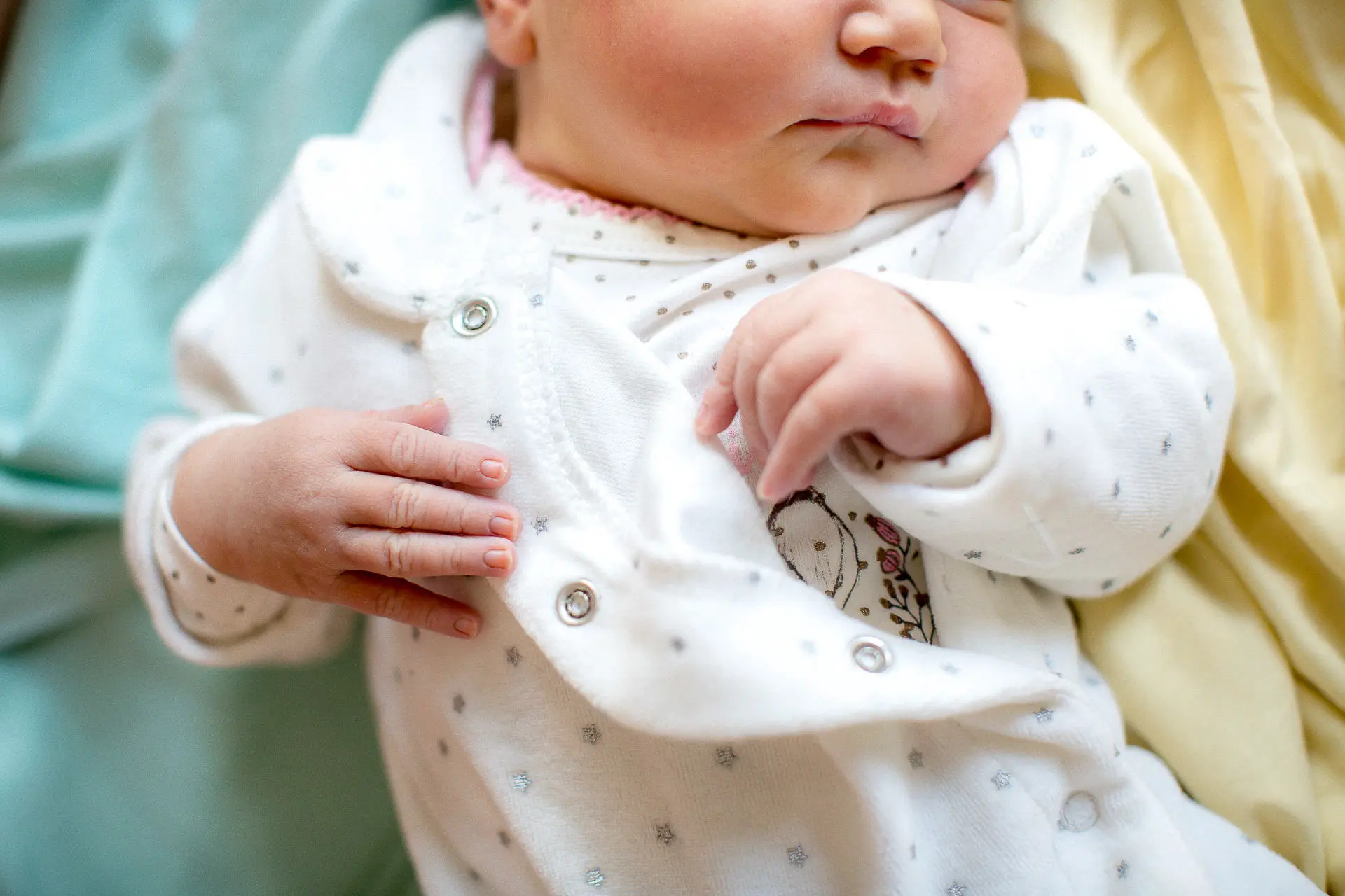 photographe-bebe-maternite-paris-agnes-colombo