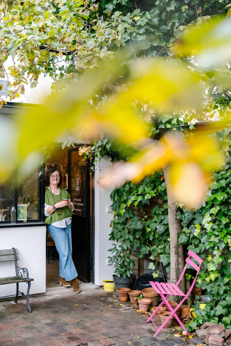 portrait-femme-entrepreneure-art-therapeuthe-colombes-agnes-colombo-photographe-paris-6