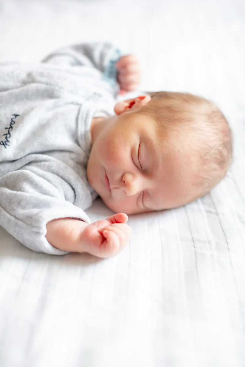 photographe-bebe-maternite-foch-suresnes-agnes-colombo