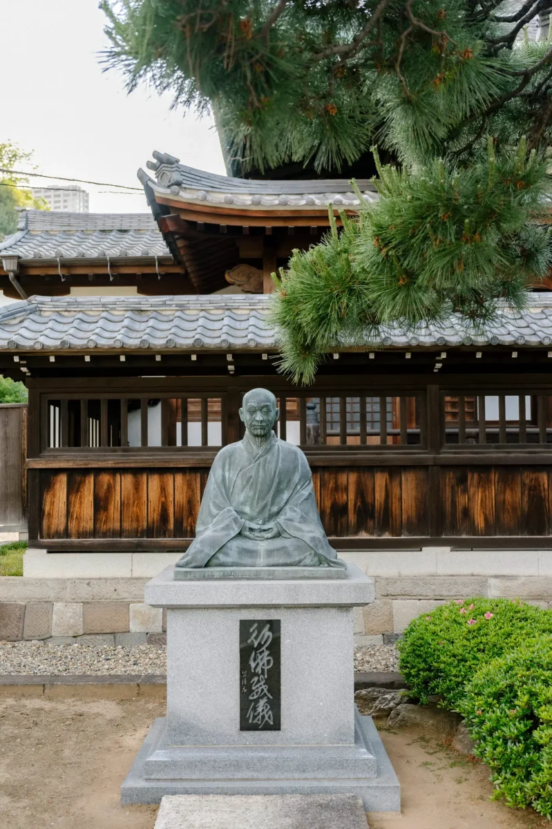 voyage-japon-hayao-miyasaki-clock-tokyo-agnes-colombo-5