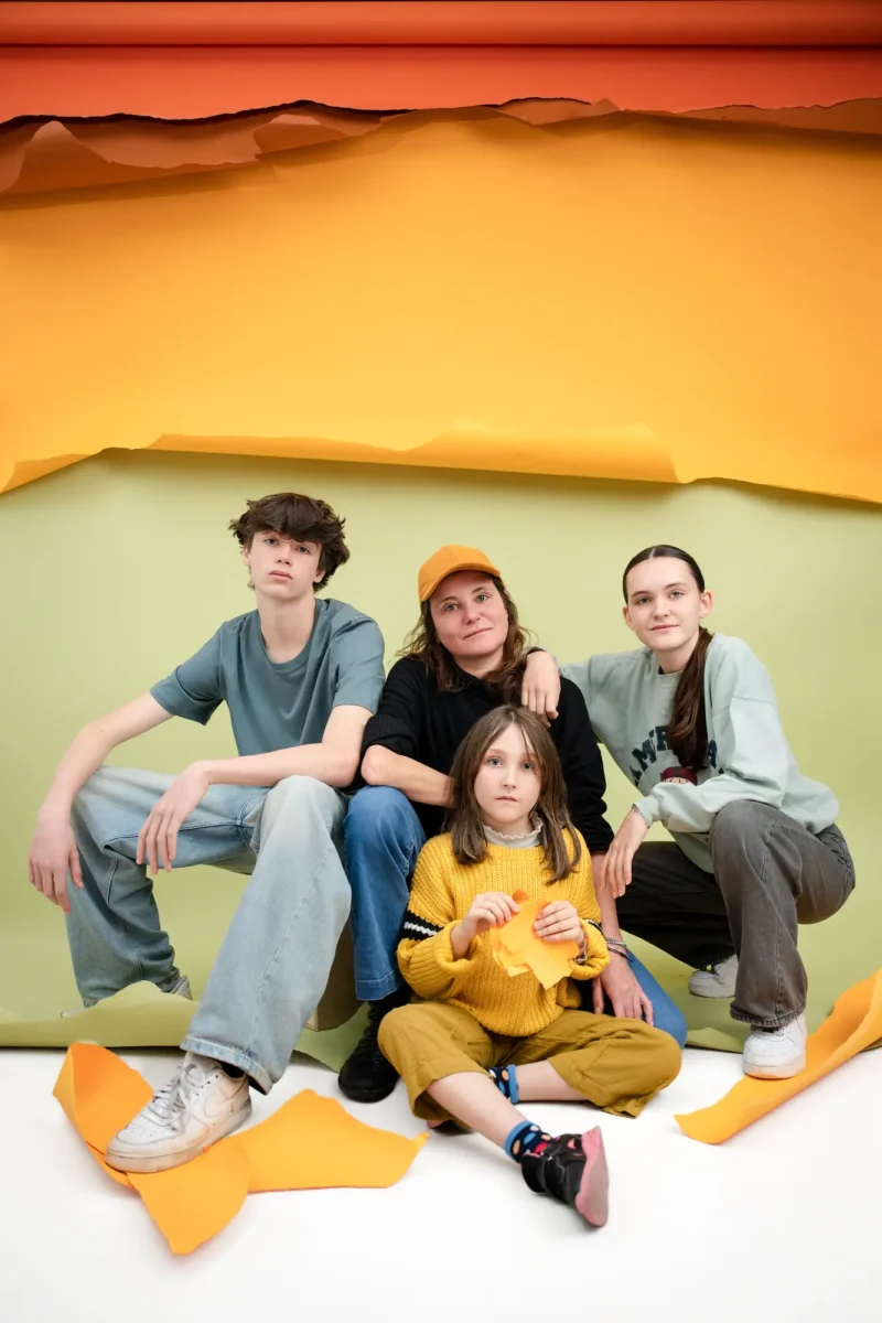 photographe-famille-ado-studio-courbevoie-agnes-colombo-photographe-paris
