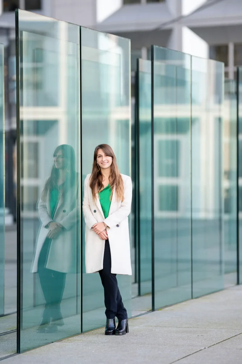 portrait-professionnel-femme-entrepreneure-nanterre-la-defense-agnes-colombo-photographe-paris