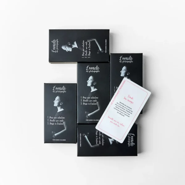 jeu-cartes-oracle-photographe-agnes-colombo-photographe-paris